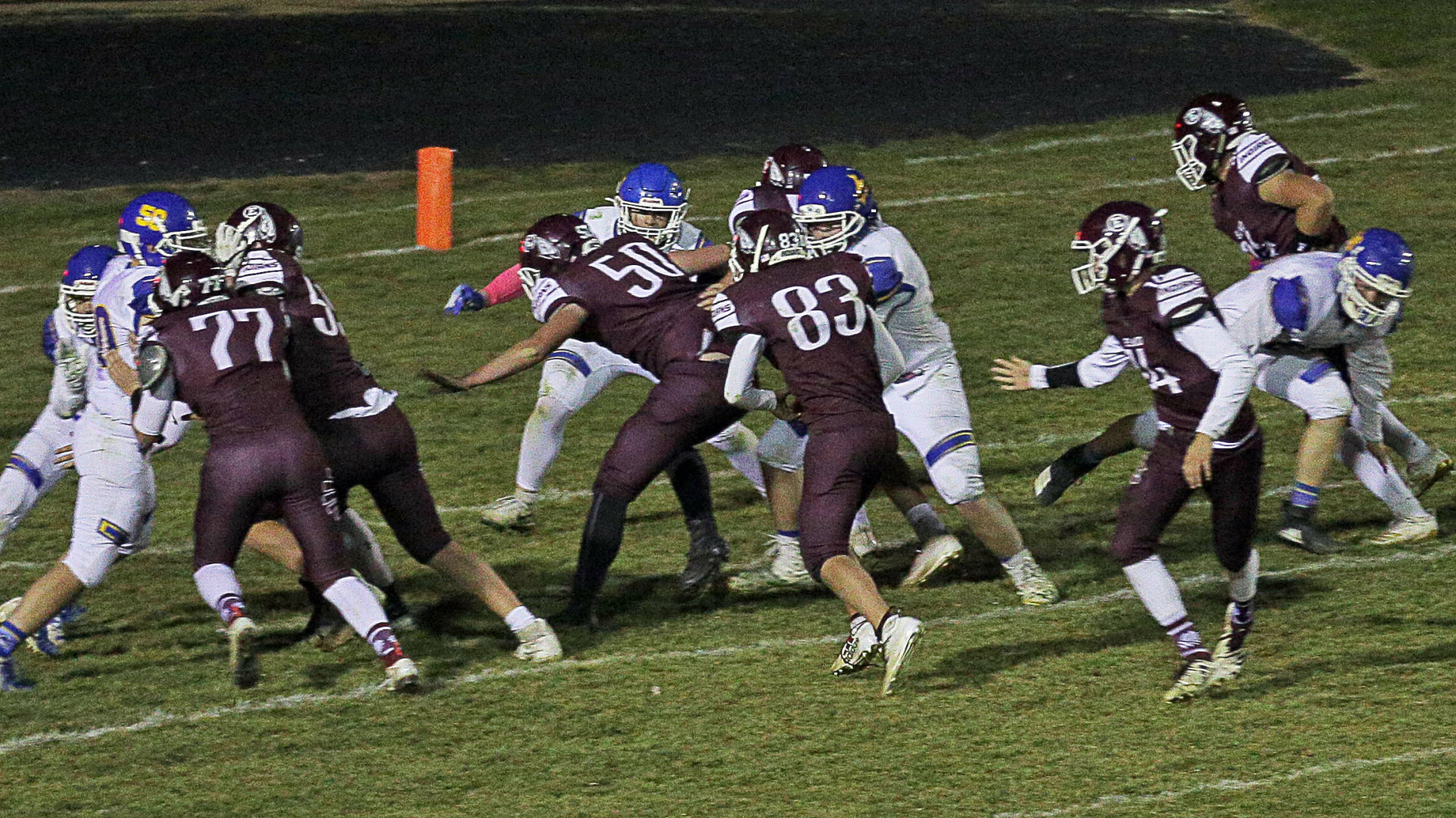 Lowry at Elko Football 30.jpg